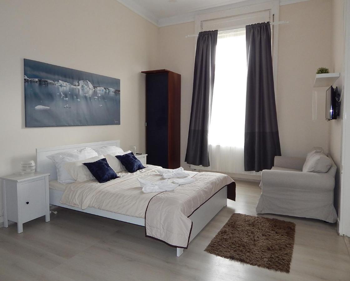 Budapesteasyflat Wesselenyi Ngoại thất bức ảnh