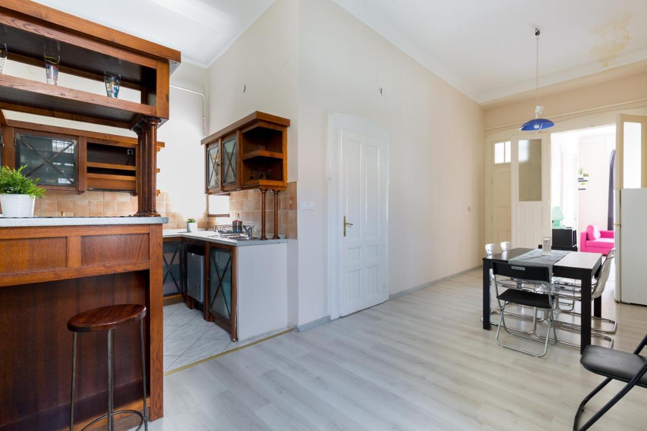 Budapesteasyflat Wesselenyi Ngoại thất bức ảnh